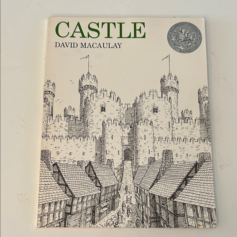 Castle by David Macaulay paperback book White Black 1977